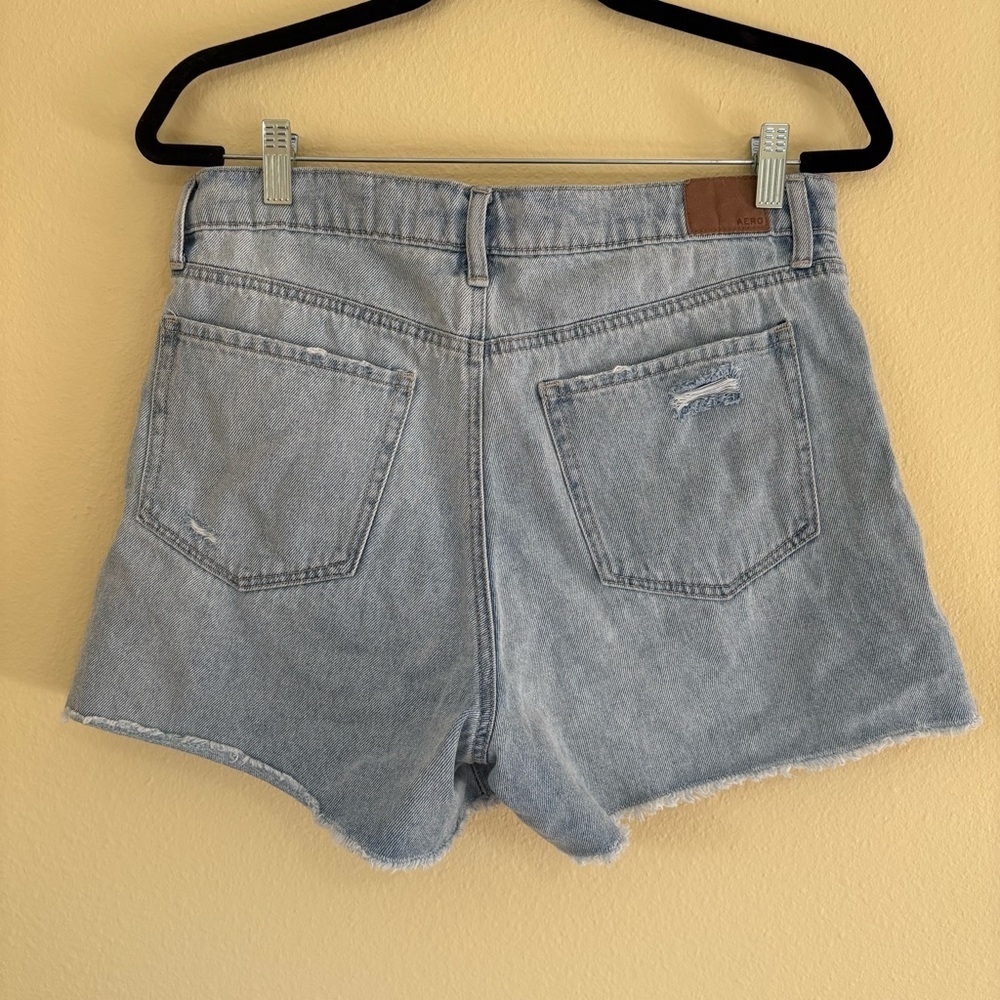 Aeropostale Distressed Denim Shorts - Picture 2 of 4